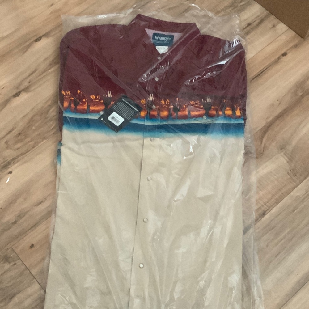 Wrangler Burgundy and Beige Western Shirt